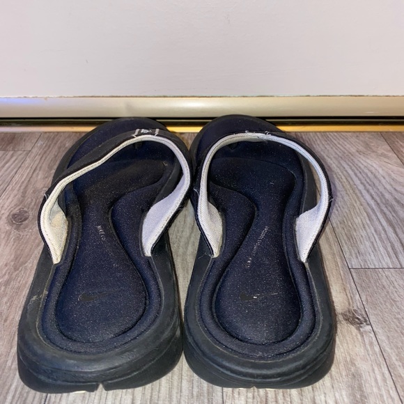 Memory foam sandals 🩴 - Picture 2 of 3